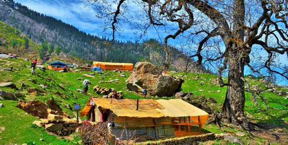 kasol kheerganga trek